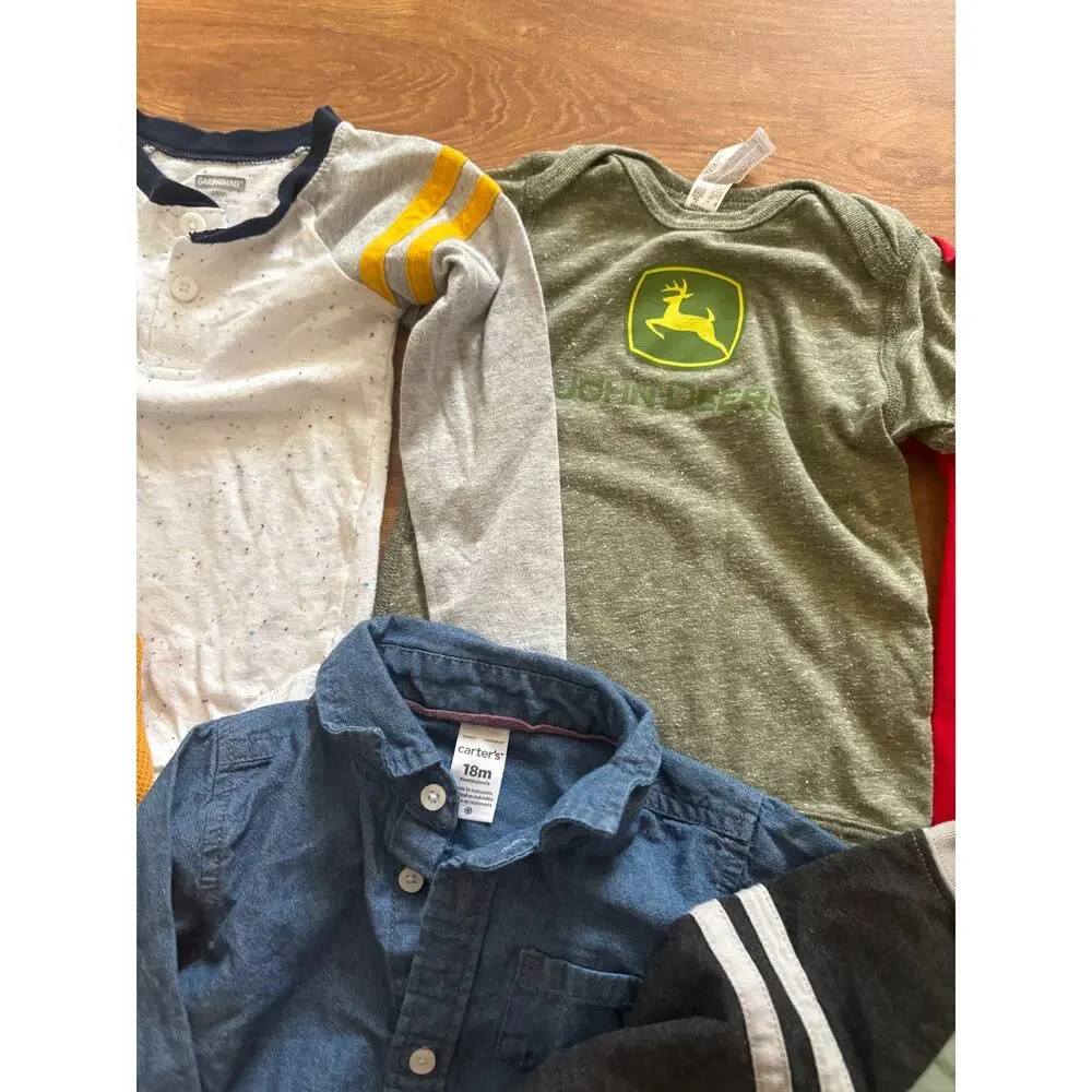 Lot‎ of 8 Pieces Of 18 Month Clothes